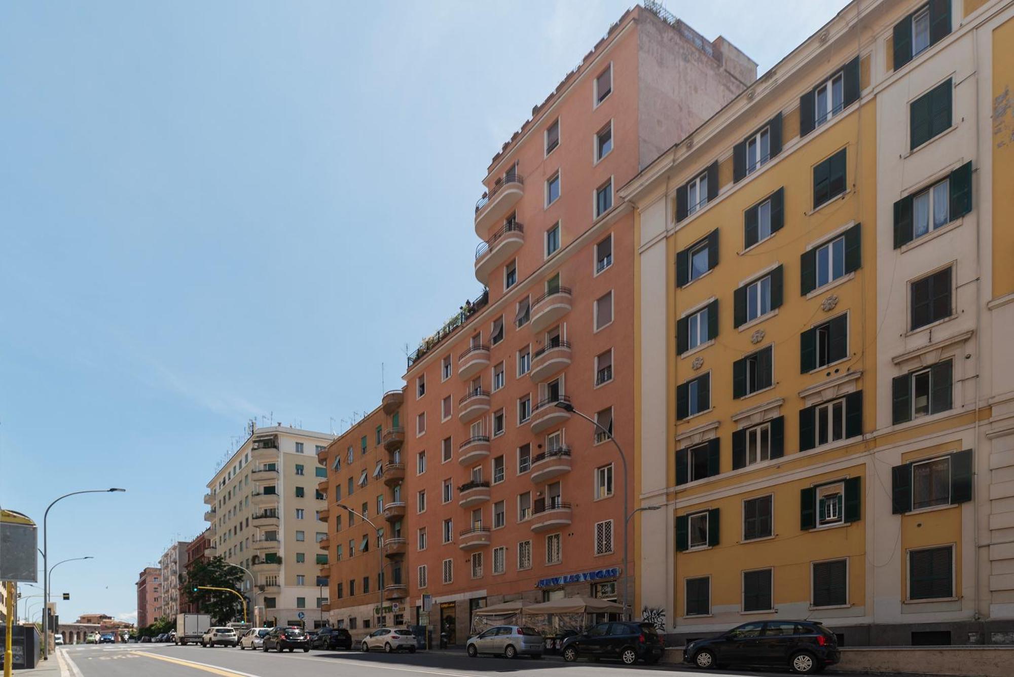 Vista Sulla Basilica Di San Giovanni Mm Lodi Apt Rome Buitenkant foto